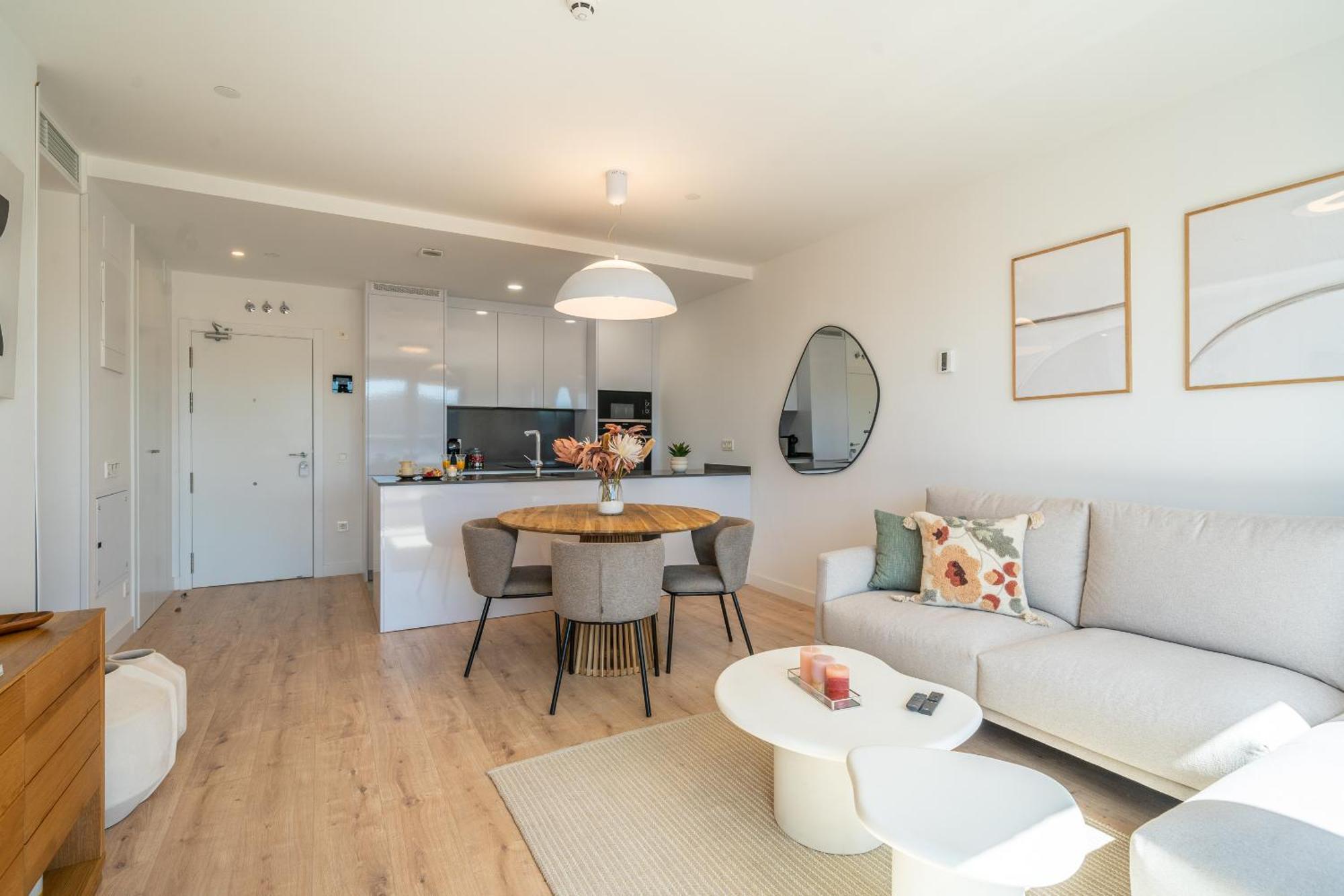 Apartament Xpce Urban Skyline - Parking Free *