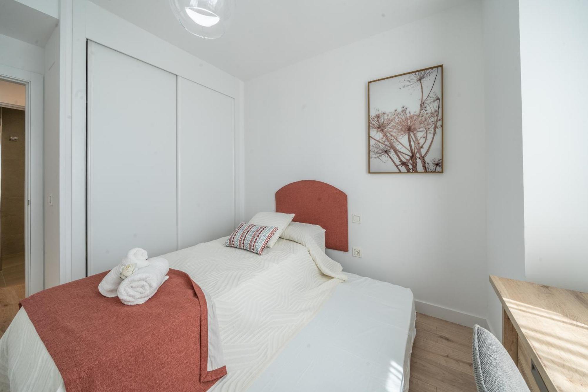 Xpce Urban Skyline - Parking Free Apartament Malaga