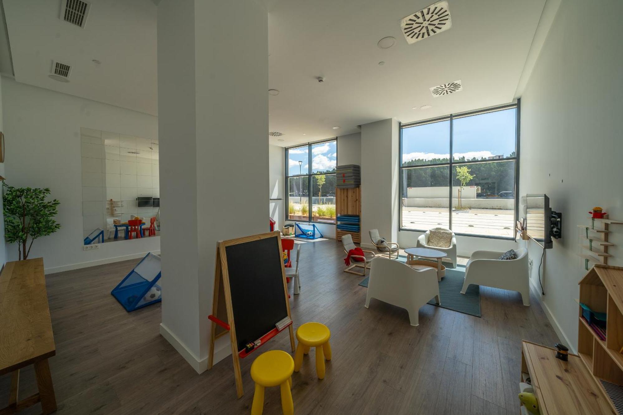 Apartament Xpce Urban Skyline - Parking Free *