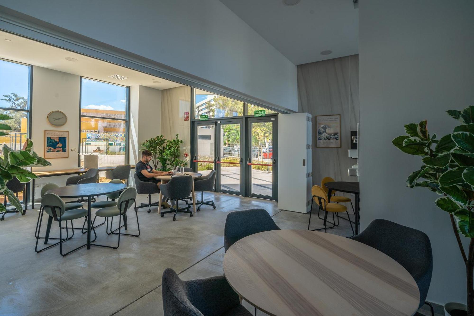 Apartament Xpce Urban Skyline - Parking Free *